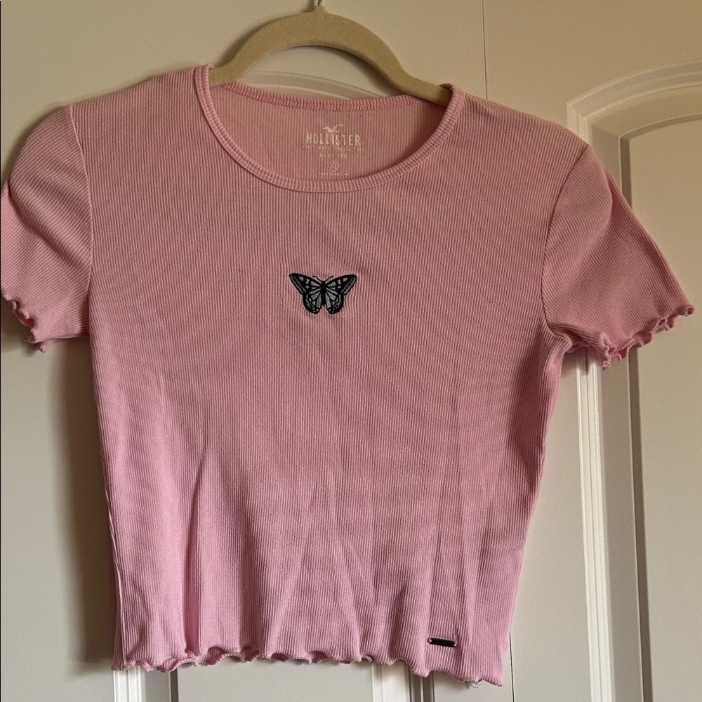 Hollister Pink Butterfly Baby Tee size XS